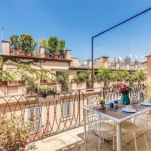 spagna-glamour-life-penthouse.it-romehotels.com/